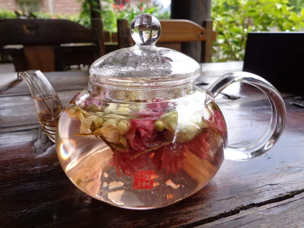 Tupperware Blooming Teapot with Infuser