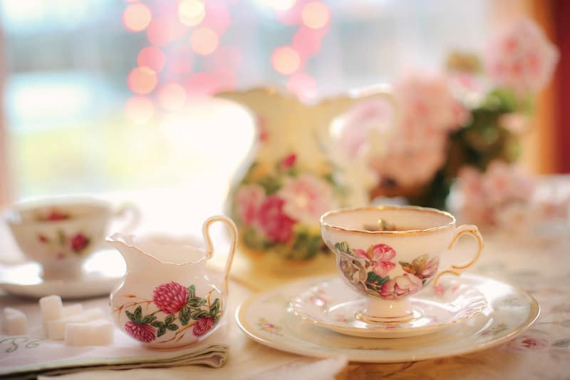 How to Have a Fancy Nancy Tea Party