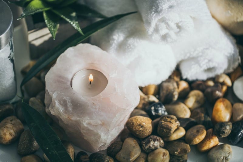 Himalayan salt lamp candle with stones