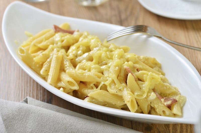 Three Cheese Macaroni and Cheese & 25 Mac n Cheese Recipes
