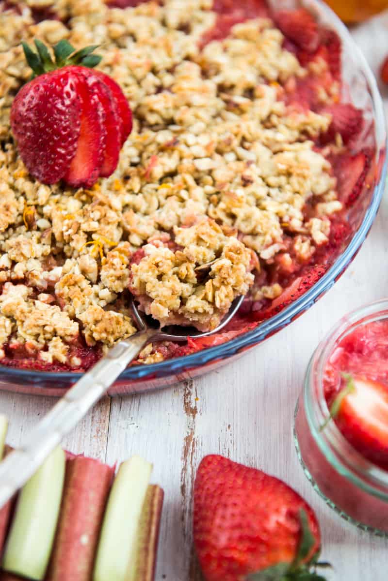 Strawberry Rhubarb Crumble Recipe With Whipped Cream
