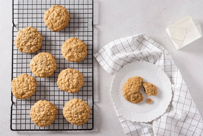 Try these Honey Oatmeal Cookies with walnuts today. They are a delicious oatmeal cookie that is perfect for school lunches and afternoon snacks.
