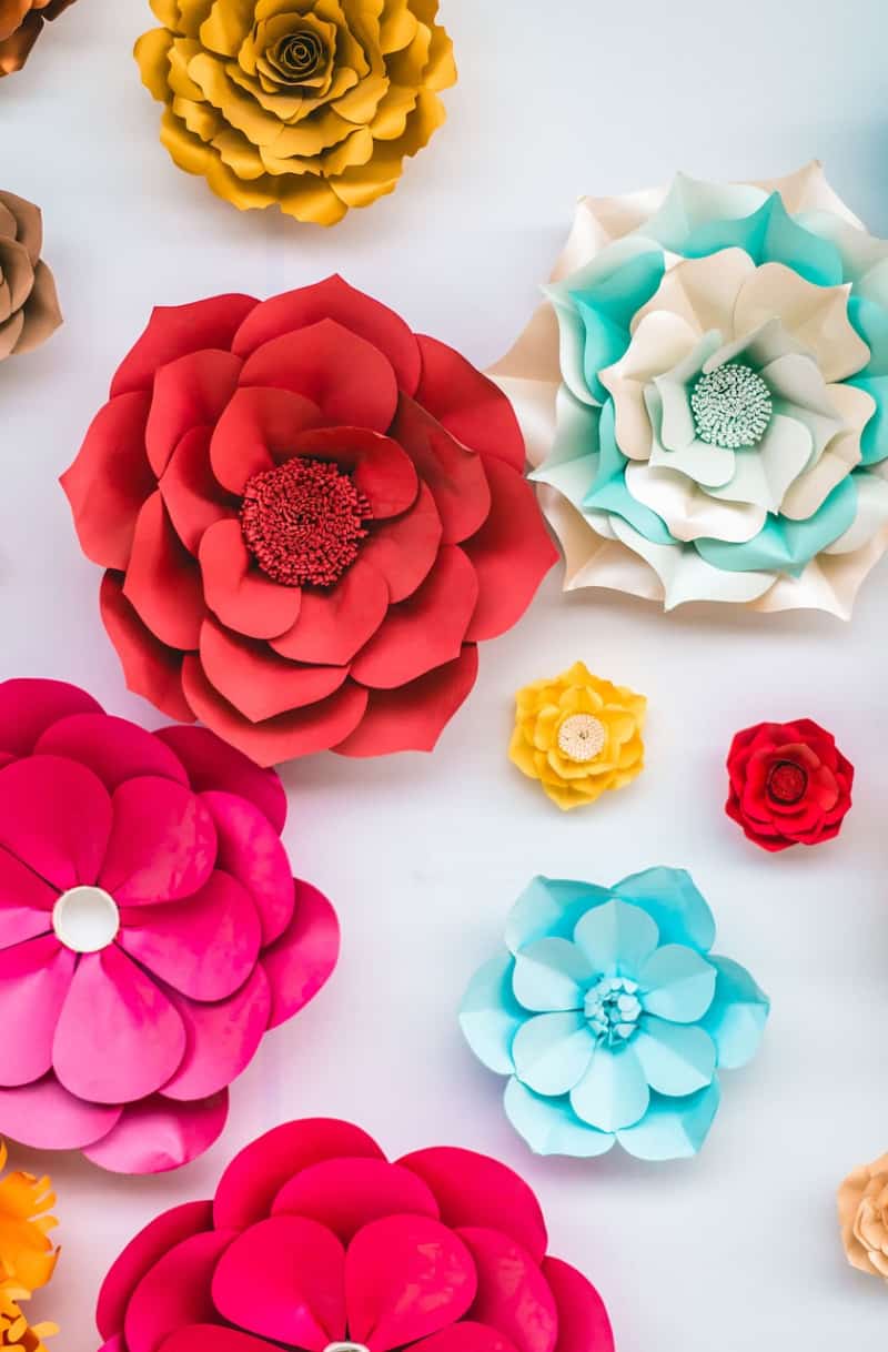 How to make paper flowers / Papercraft, flower, paper heart, wall  hanging / DIY / room decor