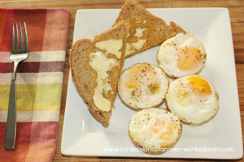 Easy Breakfast Recipe: Egg Cups