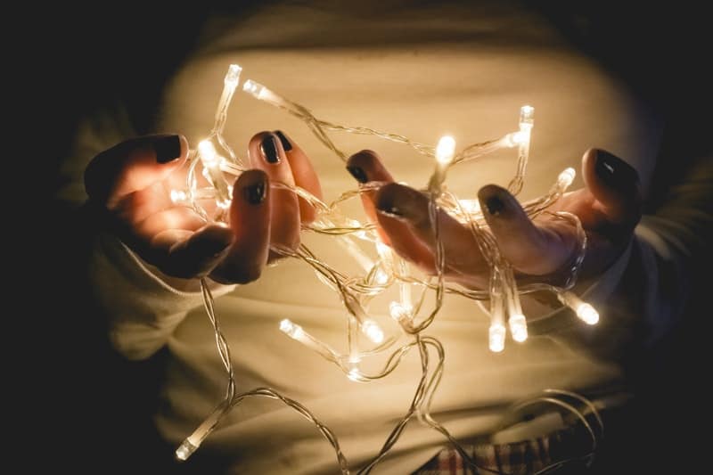 How to Fix Christmas Lights to Reduce Christmas Waste