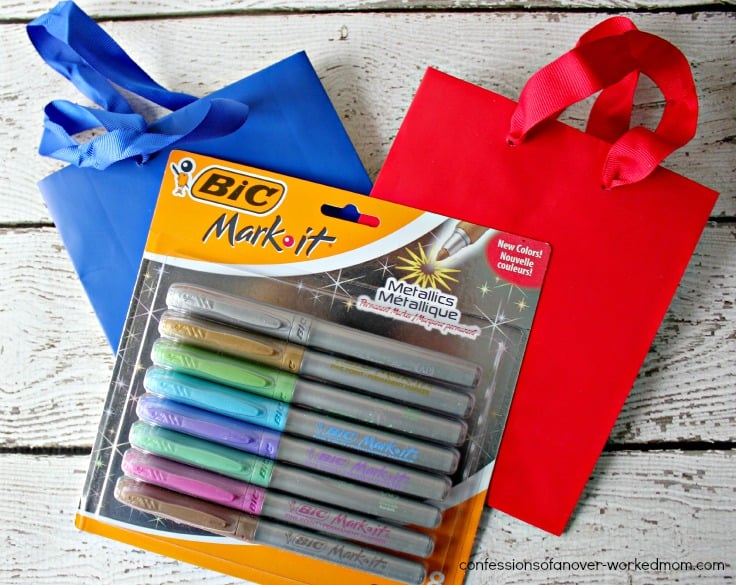 markers and gift bags