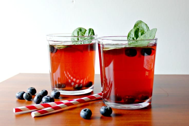 Cranberry juice detox water