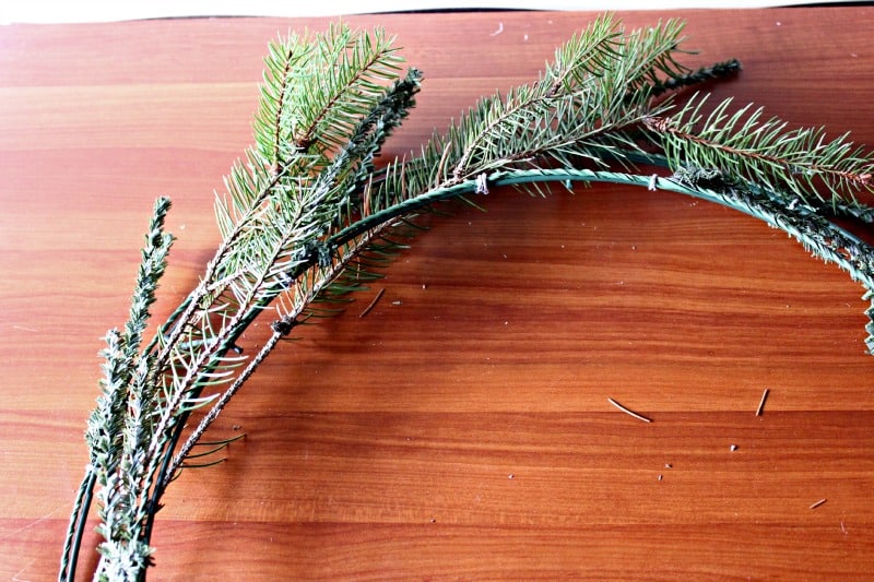 Easy tips for a natural Christmas wreath