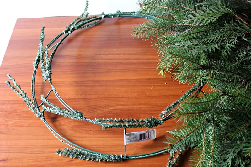 Tips for making a natural Christmas wreath