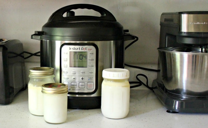https://confessionsofanover-workedmom.com/wp-content/uploads/2016/06/how-to-make-yogurt-in-an-instant-pot.jpg