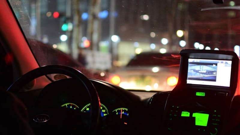 How to Overcome Driving Anxiety at Night
