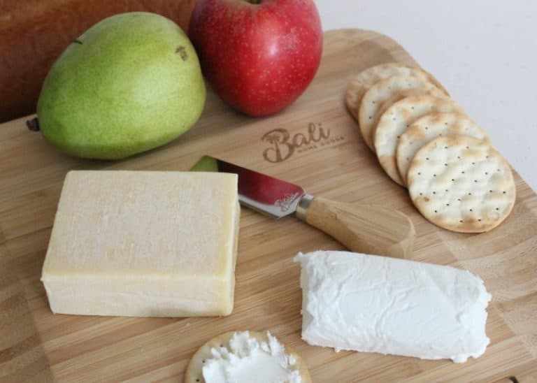 Simple Irish Cheese Board Ideas and Healthy Pairings
