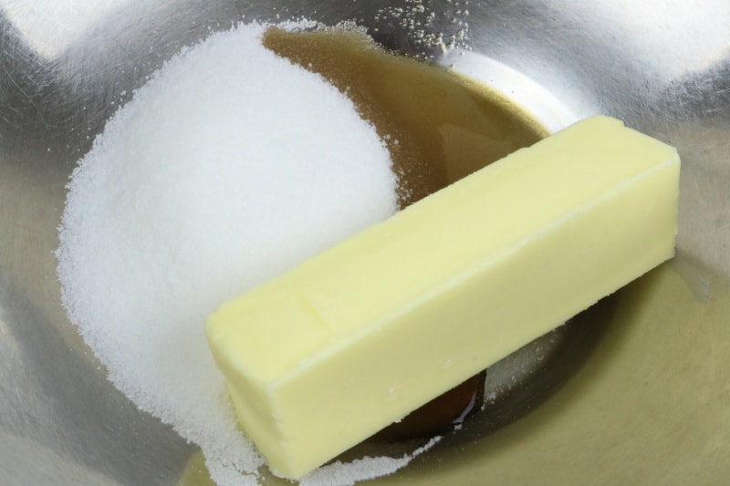 butter sugar and vanilla in a bowl