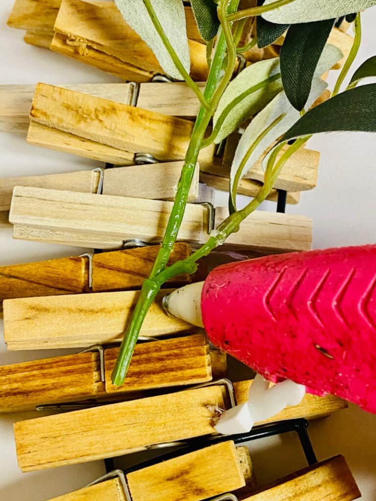 Clothespin Wreath DIY Confessions of an Overworked Mom